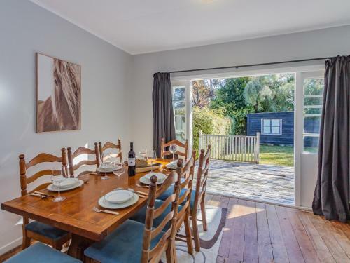 Miro Cottage Retreat - Ohakune Holiday Home