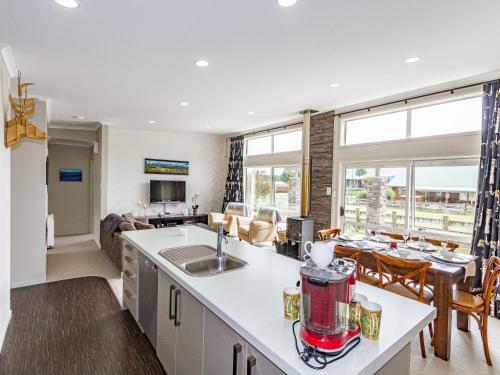 The Snowmass Chalet - Ohakune Holiday Home