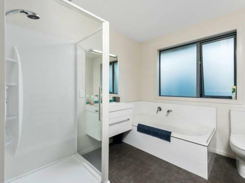 Pisa Oasis - Cromwell Holiday Home