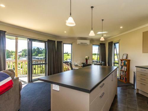 Kowhai Heights - Ohakune Holiday Home
