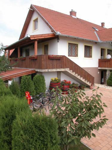 Apartamento R�ka Vend�gh�z