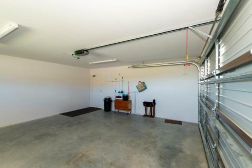 Belvedere - Cable Bay Holiday Home