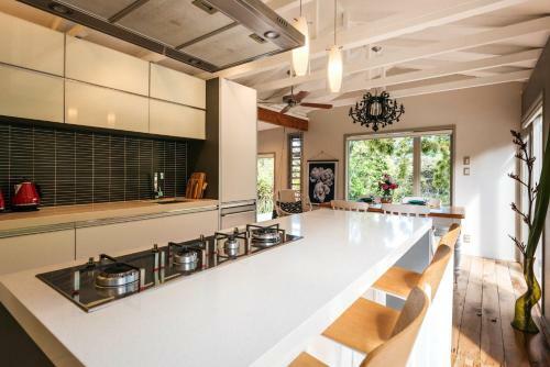 Kereru - Waiheke Holiday Home