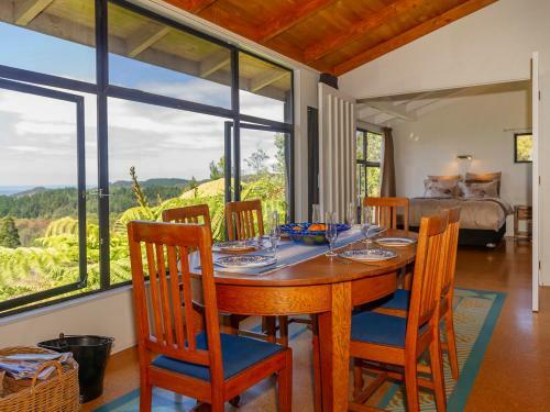 Hahei Hideaway - Hahei Holiday Home