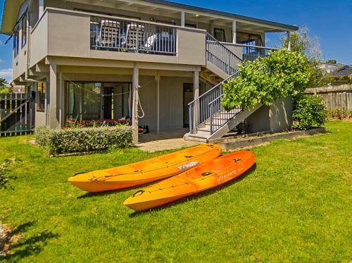 Cruisy Cooks - Cooks Beach Holiday Home