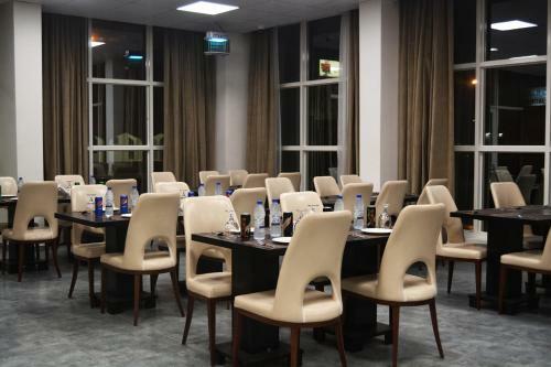Hotel Baiti Furnished Apartments