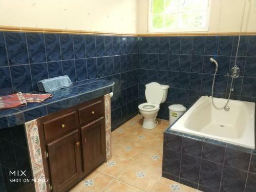 Hostal Mission Villas, Big Creek, Isla Colon, Bocas Del Toro, Panama