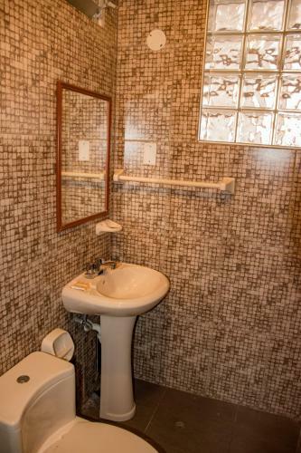 Bed & Breakfast Huaraz Hotel & Lodging