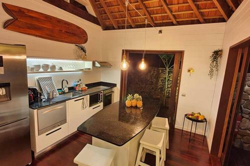 Luxurious Tropical Moorea Villa