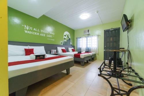 Hotel Reddoorz Plus @ Altaroca Antipolo