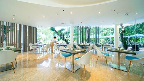 Hotel Tambuli Seaside Resort And Spa
