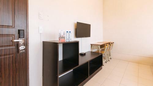 Hotel Reddoorz Plus @ E Rodriguez Corner Banawe