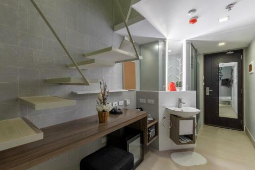 Selah Pods Hotel Manila