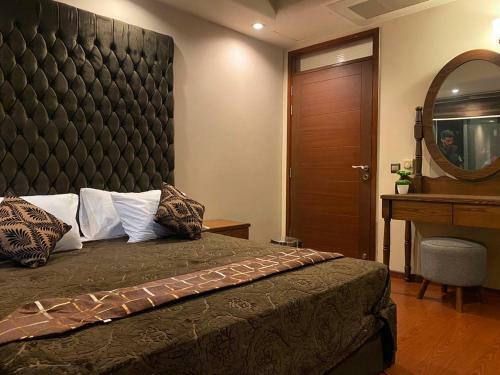 Silver Oaks Luxury Apartments