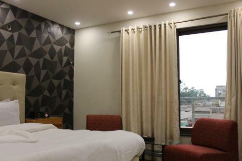 Lawrence Luxury Apartments Lahore