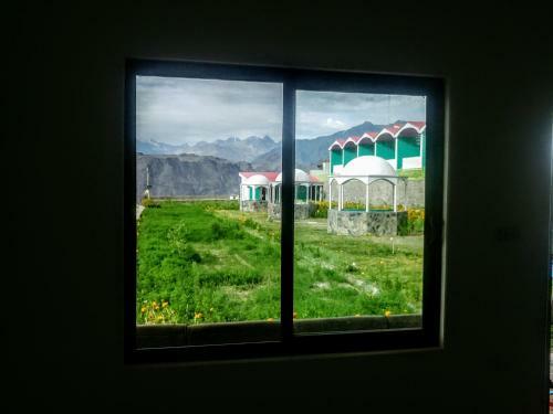 Hotel Mountain Lodge Skardu