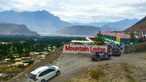 Hotel Mountain Lodge Skardu