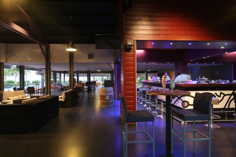 La Creole Beach Hotel & Spa
