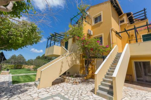 Sandy Beach Villas And Apartments