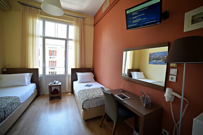 Hotel Orestias Kastorias