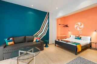Hostal Colors Rooms & Apartments