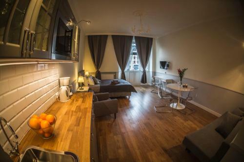 Angel House Apartments