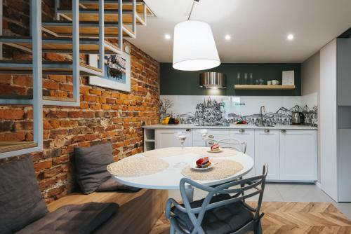 Movart Boutique Aparthotel