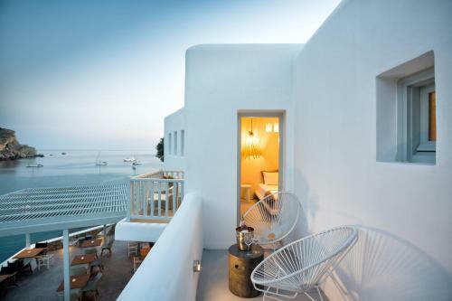 Blue Sand Hotel