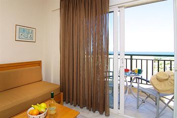 Aparthotel Radamanthy's Hotel Apartments