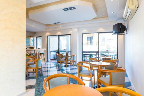Rosebay Apartments