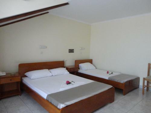 Hotel Montes Apartments & Studios