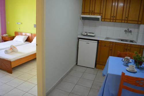 Hotel Montes Apartments & Studios