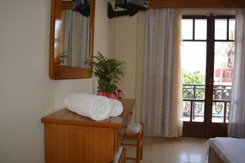 Hotel Montes Apartments & Studios