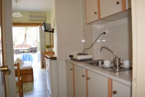 Hotel Montes Apartments & Studios