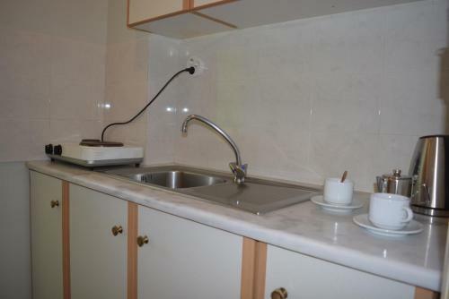 Hotel Montes Apartments & Studios