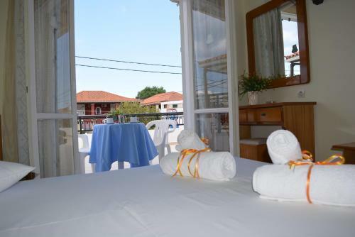 Hotel Montes Apartments & Studios