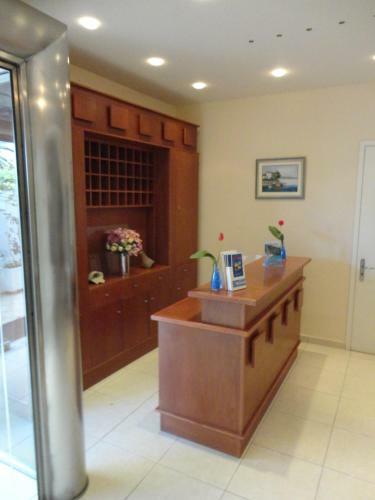 Hotel Montes Apartments & Studios