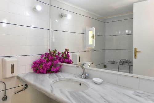 Hotel Surfing Beach Village Paros