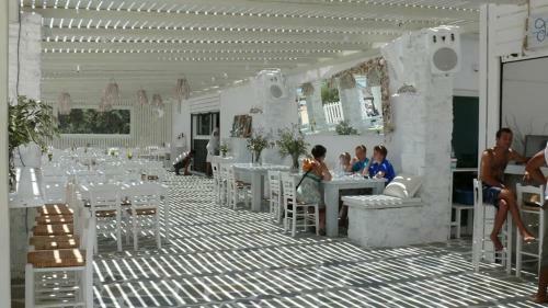 Hotel Surfing Beach Village Paros