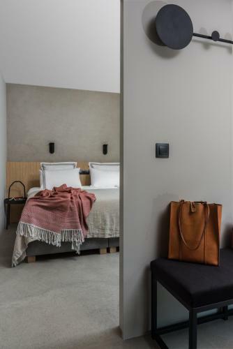 Academia Apartments