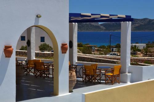 Hostal Petros Rooms