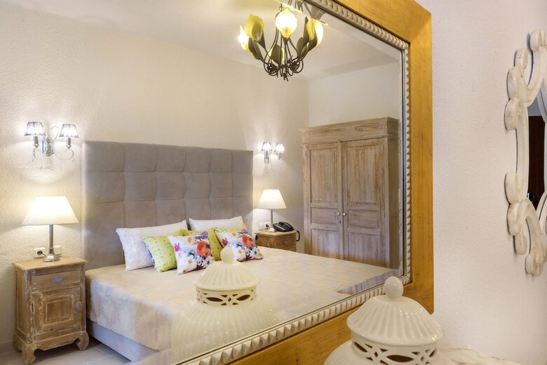 Leandros Hotel