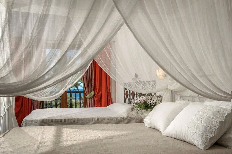 Leandros Hotel