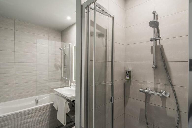 Hotel Mercure Paris Suresnes Longchamp