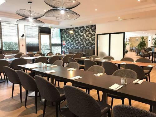 Hotel Best Western Charles De Gaulle Airport