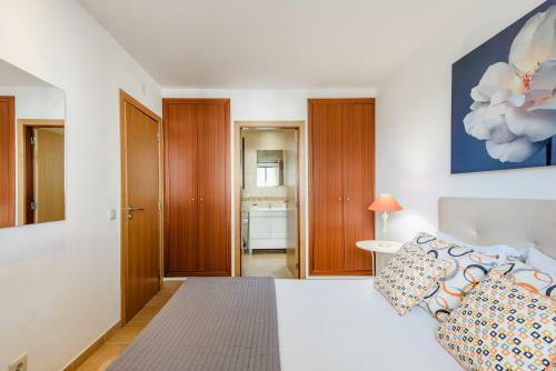 Villa Protea - 5 Bedroom, Beach, Air-con, Wifi