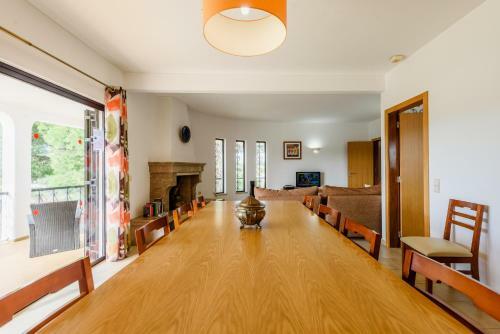Villa Protea - 5 Bedroom, Beach, Air-con, Wifi