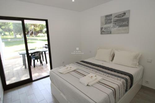 Apartment A�oteias Dalma Pine Tree