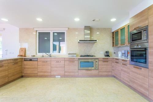 Villa Belga Queen
