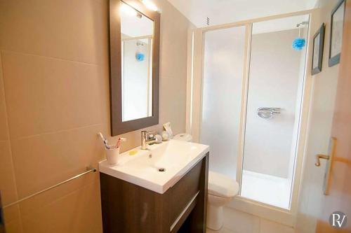 Villa In Cavacos Sleeps 10 With Pool Air Con And Wifi